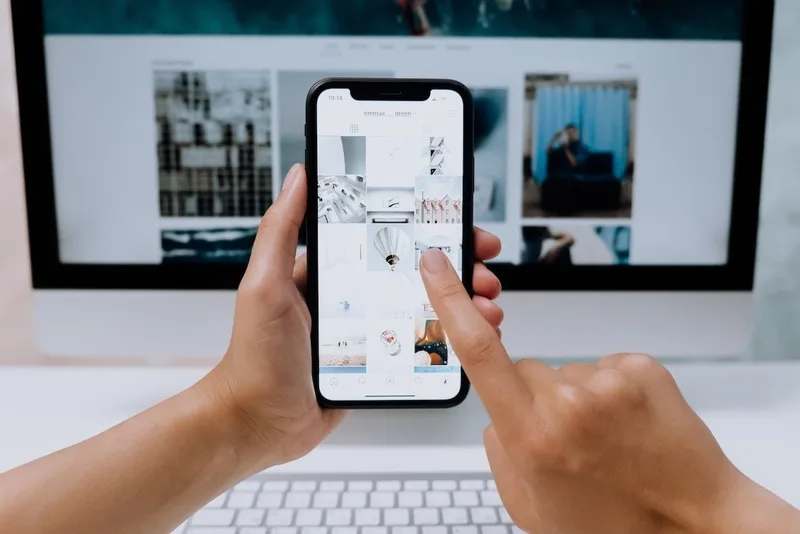 Phần lớn traffic landing page hiện nay đến từ mobile nên việc tập trung vào trải nghiệm di động sẽ giúp giữ chân khách hàng ở lại lâu hơn.